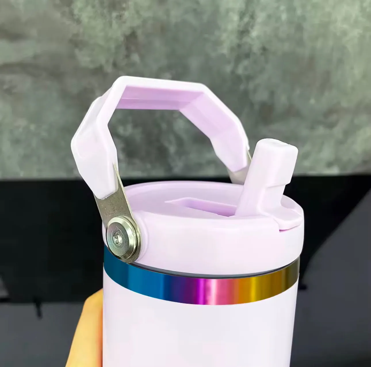20oz Kids Drink Bottle with Top Flip Handle - Rainbow Plated