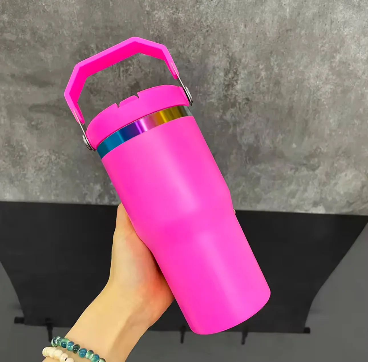 20oz Kids Drink Bottle with Top Flip Handle - Rainbow Plated