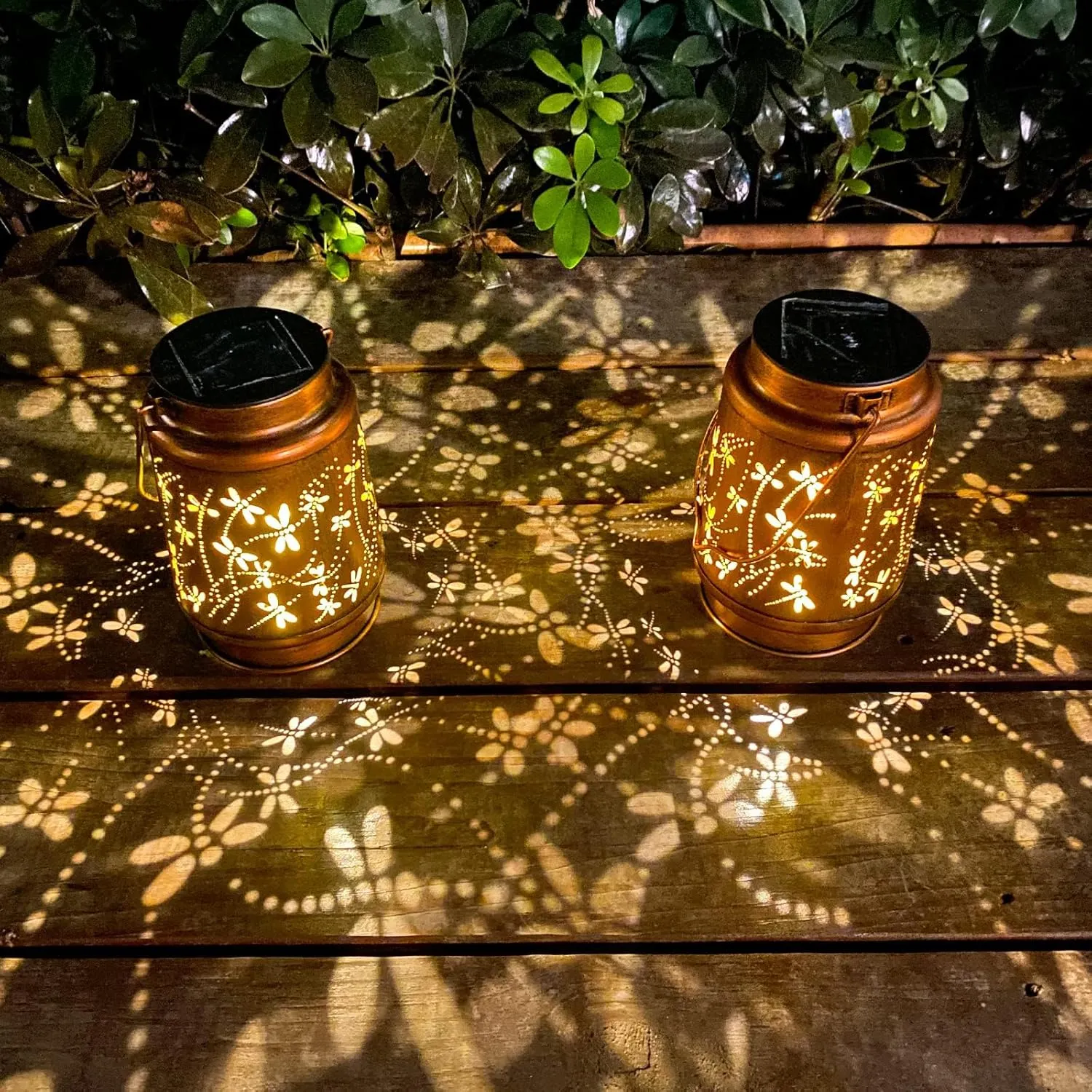 4 Pack Dragonfly Birthday Gifts for Women Mom Grandma Solar Lanterns Outdoor Waterproof Garden Decor Metal Hanging LED Decorative Light for Patio Yard Lawn Backyard Front Porch Gardening Gifts