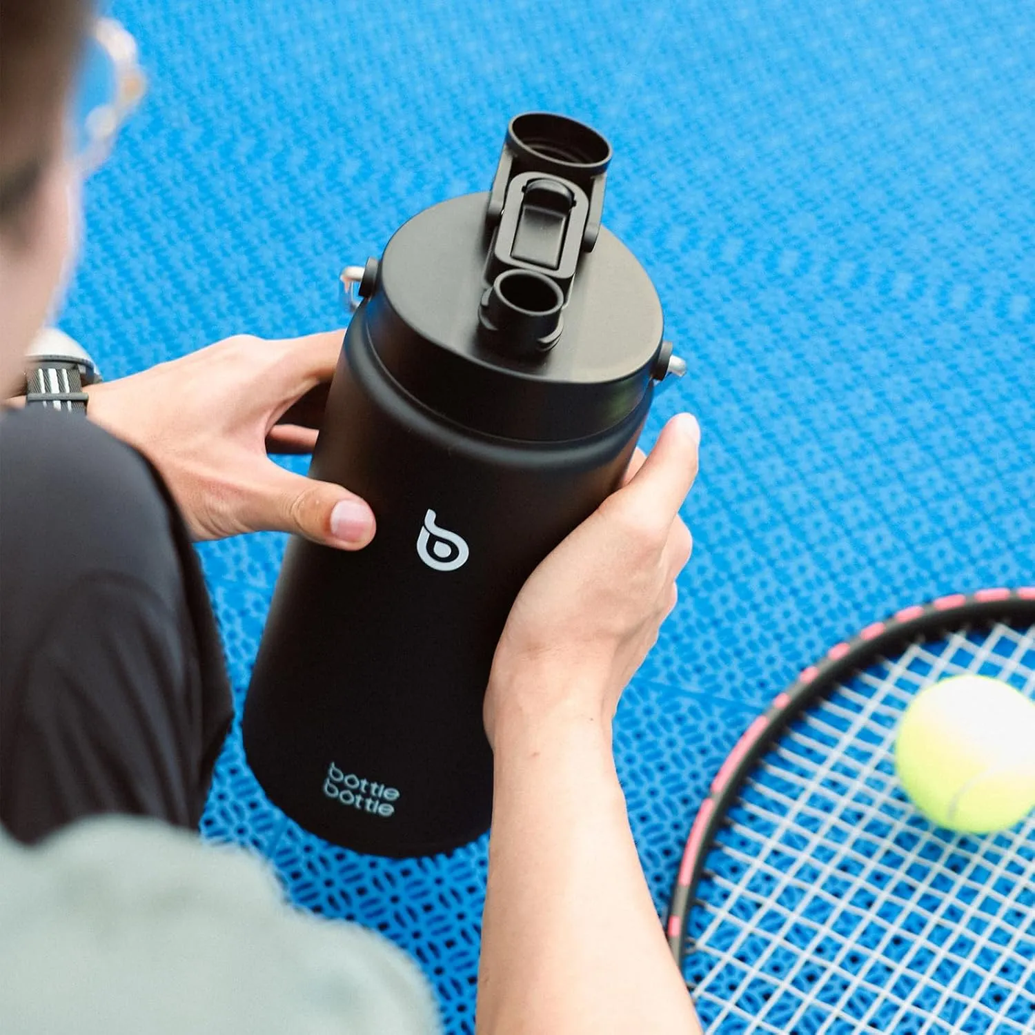 BOTTLE BOTTLE Insulated Water Bottle 64 oz with Straw and Dual-use Lid Half Gallon Water Jug Vacuum Stainless Steel for Workout and Sports Insulated Beer Growler with Handle Dark black