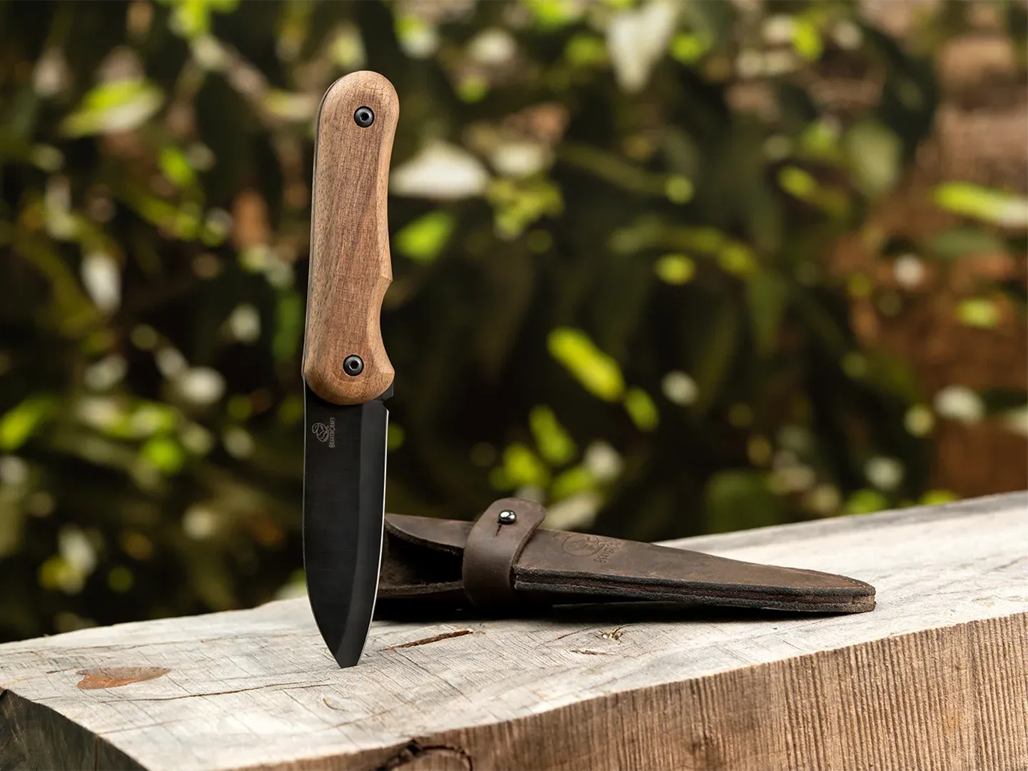 BSH5 Shadow – Compact Carbon Steel Bushcraft Knife Walnut Handle With Leather Sheath