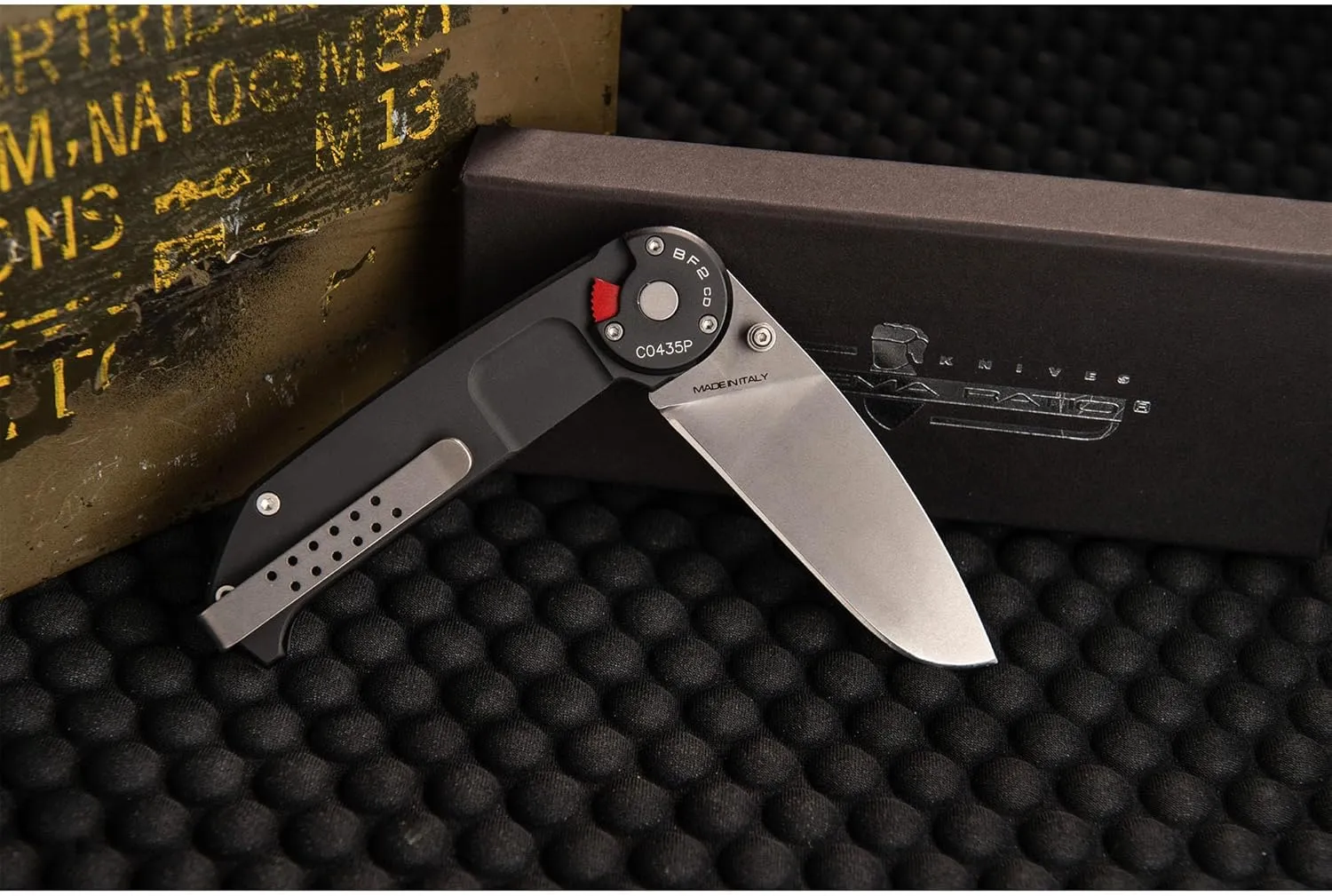 Extrema Ratio - BF2 CD (STONE WASHED), Folding Knife, Böhler N690 steel blade hardened to 58 HRC, stone-washed finish, anticorodal aluminum handle, reversible clip, Italian handcrafted precision