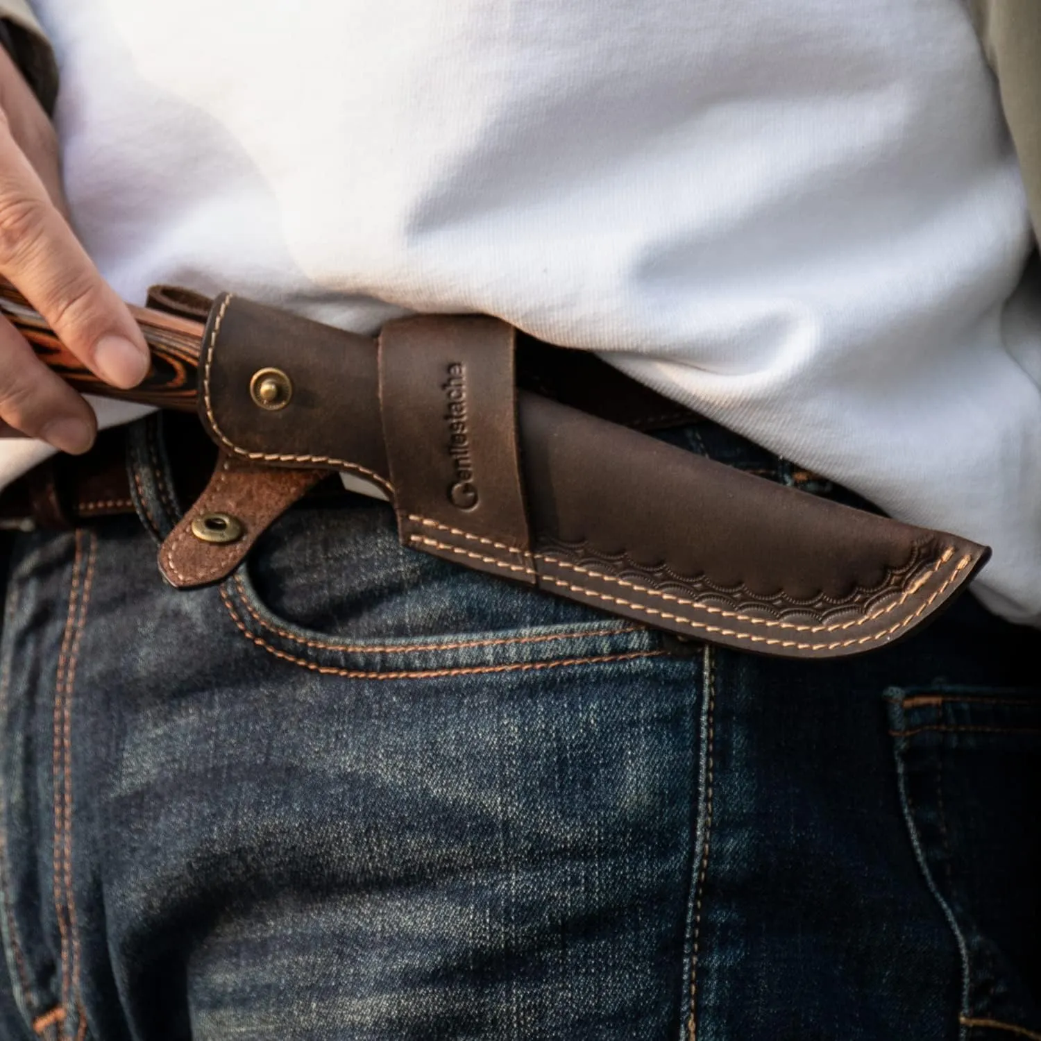 Gentlestache Horizontal Knife Sheath for 5 inch blade, Compact Draw, Dark Brown
