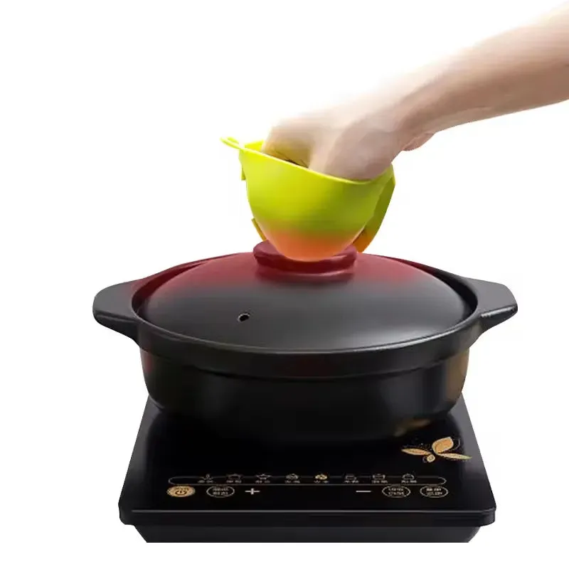 Heat-Resistant Silicone Pot Gloves Pair.