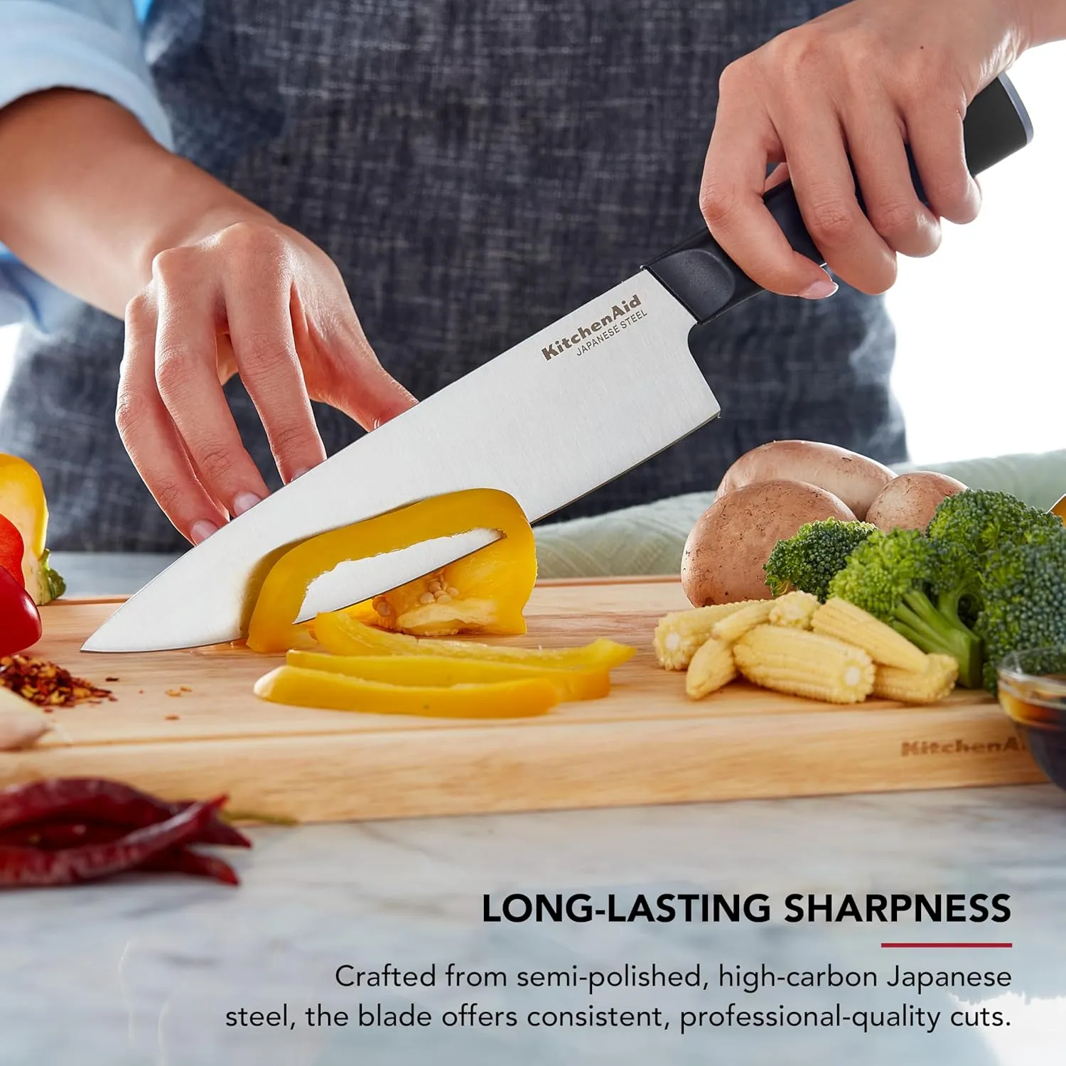 KitchenAid Classic Step Knife Block Set with Built-In Knife Sharpener, High Carbon Stainless Steel Kitchen Knives, Sharp Kitchen Knife Set with Block, 14-Piece, Natural