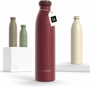 LARS NYSØM Stainless Steel Insulated Water Bottle 12 oz 17 oz 25 oz 34 oz 51 oz | Insulated Thermo Flask for Hot and Cold Beverages | Leakproof Drinking Bottle (Berry Red, 25.4 oz)