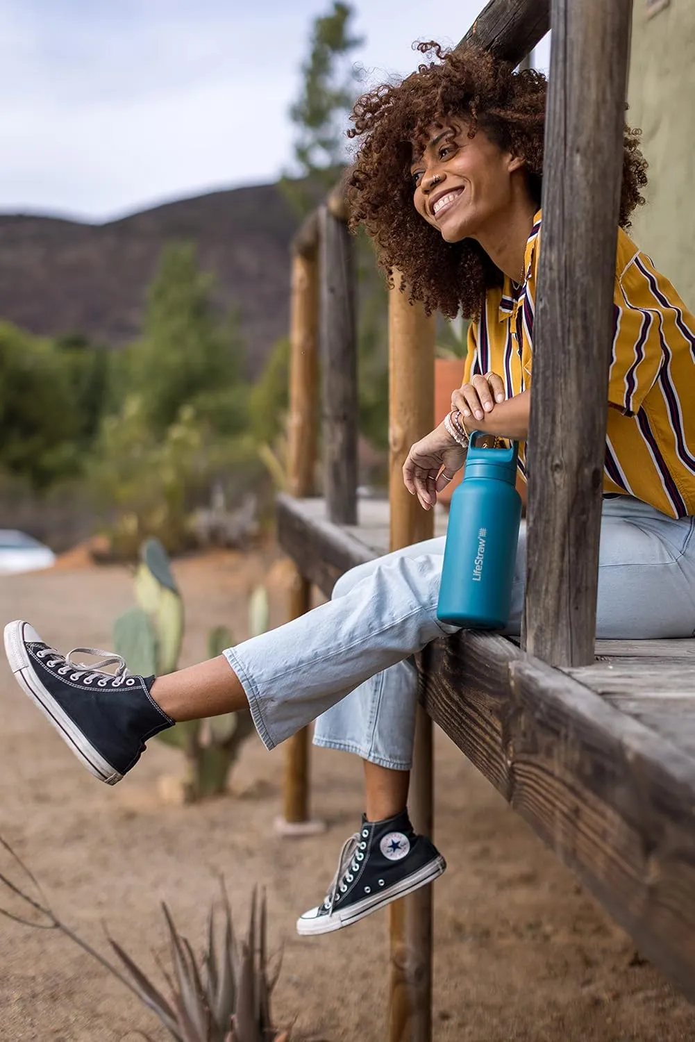 LifeStraw Go Series — Insulated Stainless Steel Water Filter Bottle for Travel and Everyday Use Removes Bacteria, Parasites and Microplastics, Improves Taste, 1L Icelandic Blue
