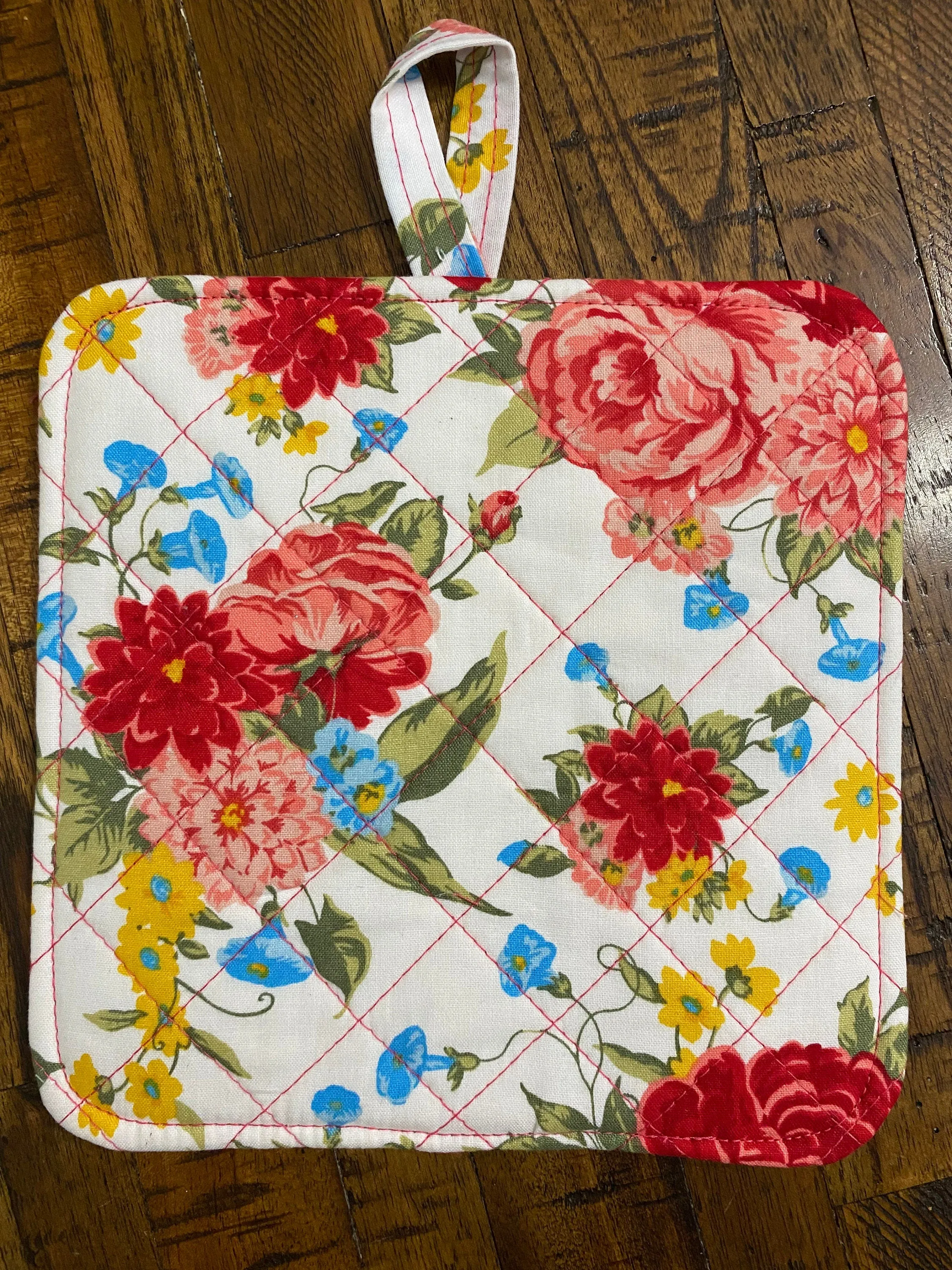 PW Sweet Rose Potholder w/Magnet Hanger or Loop - Quilted Fabric