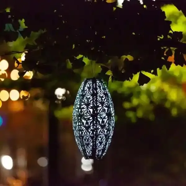 Soji Stella Wildflower Pod 15" Solar Lantern