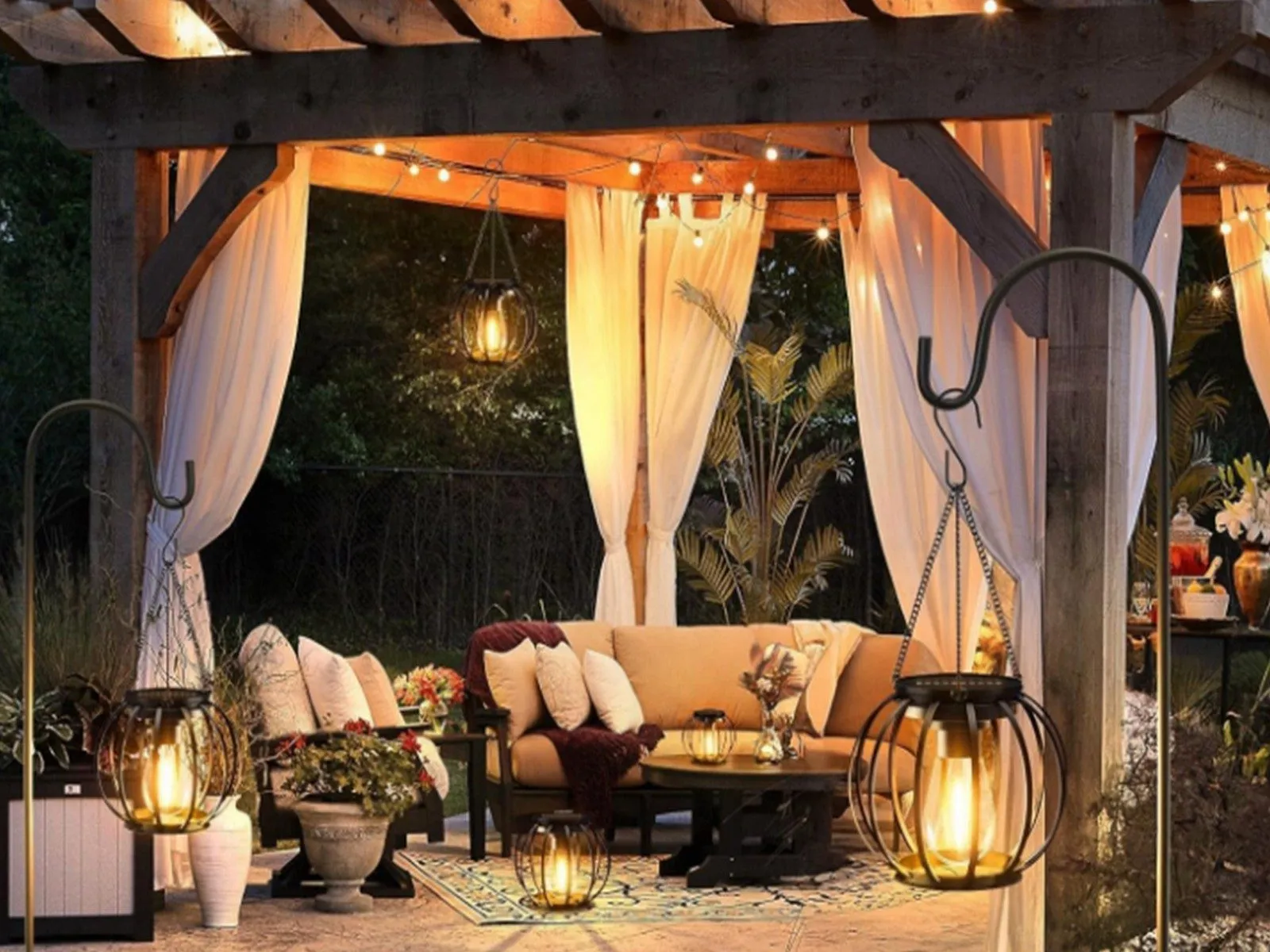 Solar LED Hanging Garden Lantern