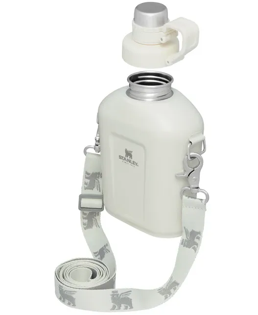 Stanley Classic Steel Canteen 1.1QT - Cream