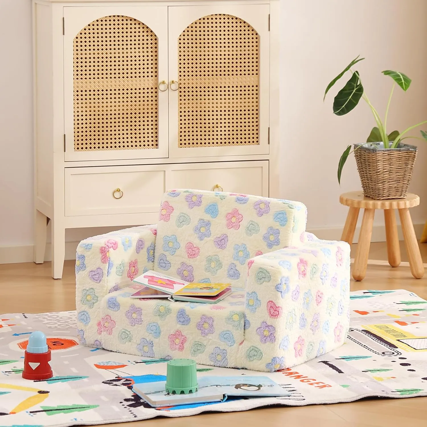 Tiita 2-in-1 Kids Sofa, Convertible Children Couch to Lounger, Flip Out Kids Chair, Toddler Armrest Chair Bed, Folding Kid Play Sofa for Girl or Boy, Flower