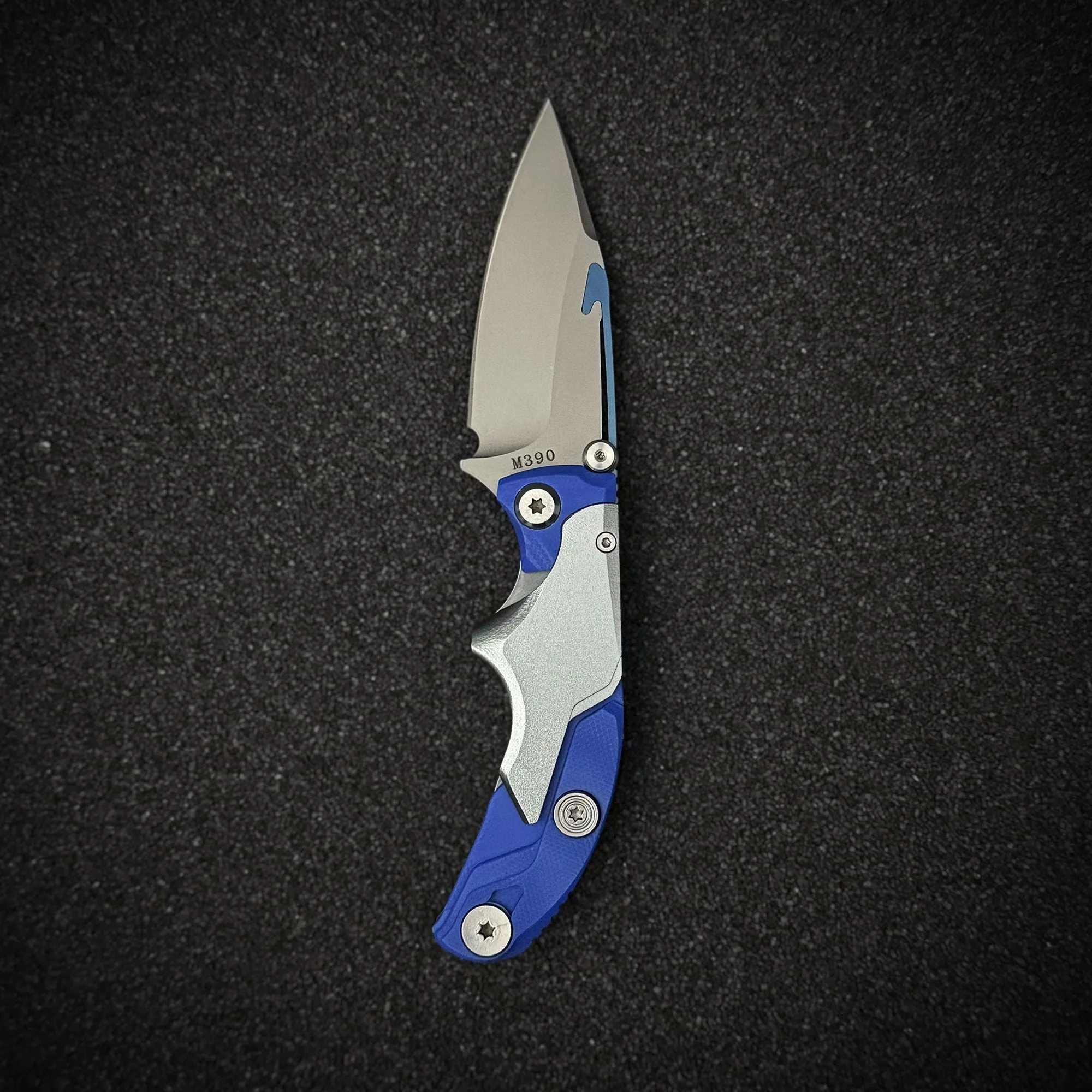 Titan Flux knife