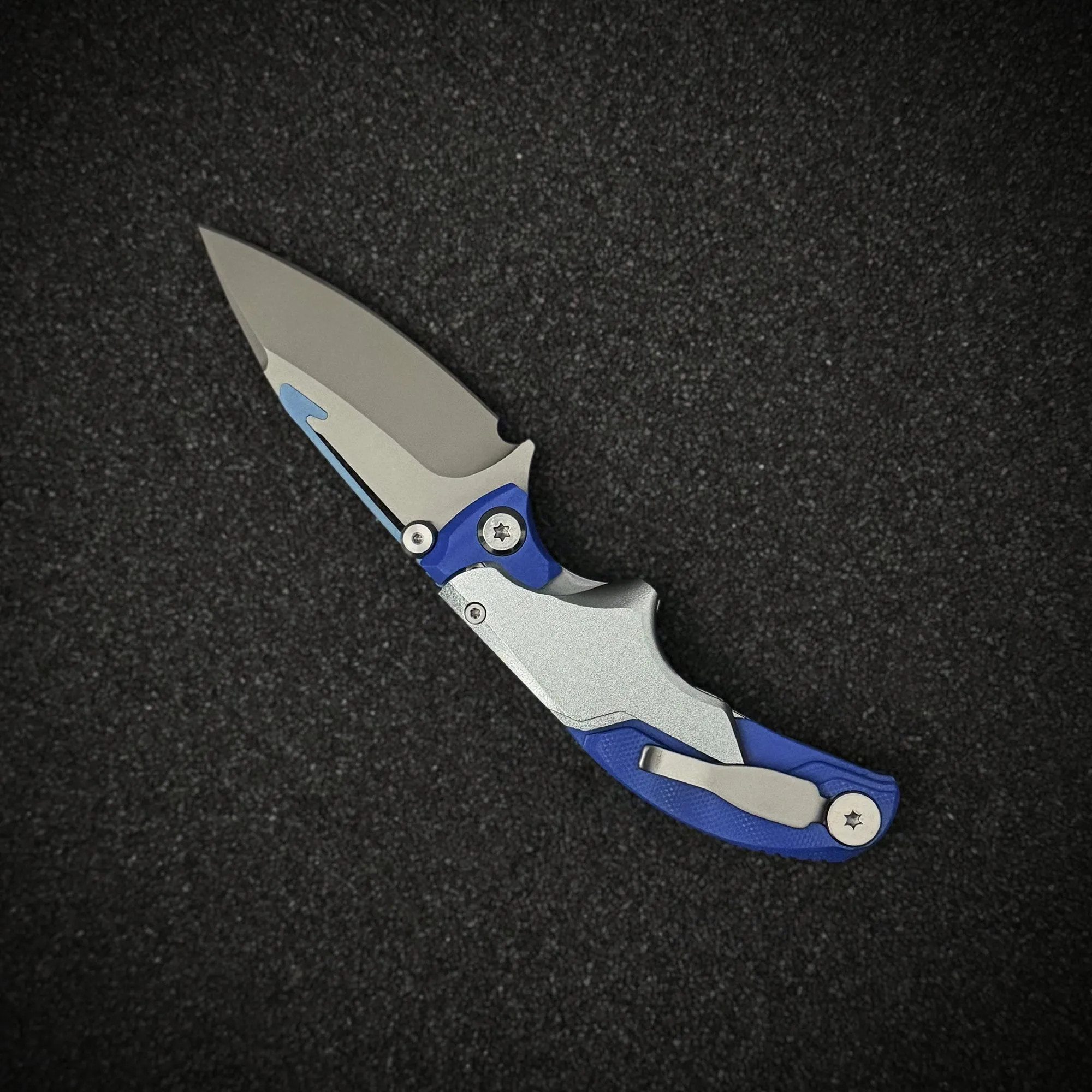 Titan Flux knife