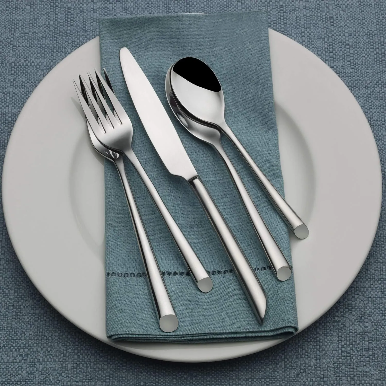 Towle Living 42-Piece Silverware Set, Service for 8, Wave Flatware Cutlery Set - Includes Fork, Knife, Spoon - For Home, Kitchen, and Resturant, Stainless Steel - Dishwasher Safe
