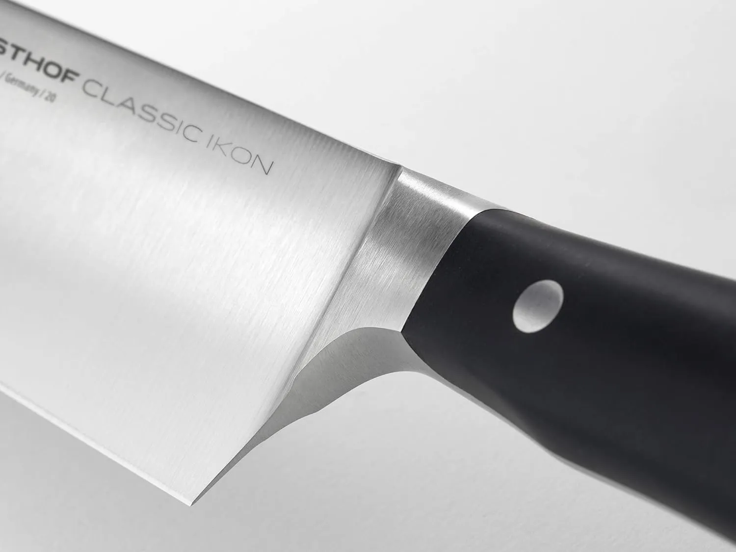 Wusthof Classic Ikon 9" Double-Serrated Stainless Steel Bread Knife, Black
