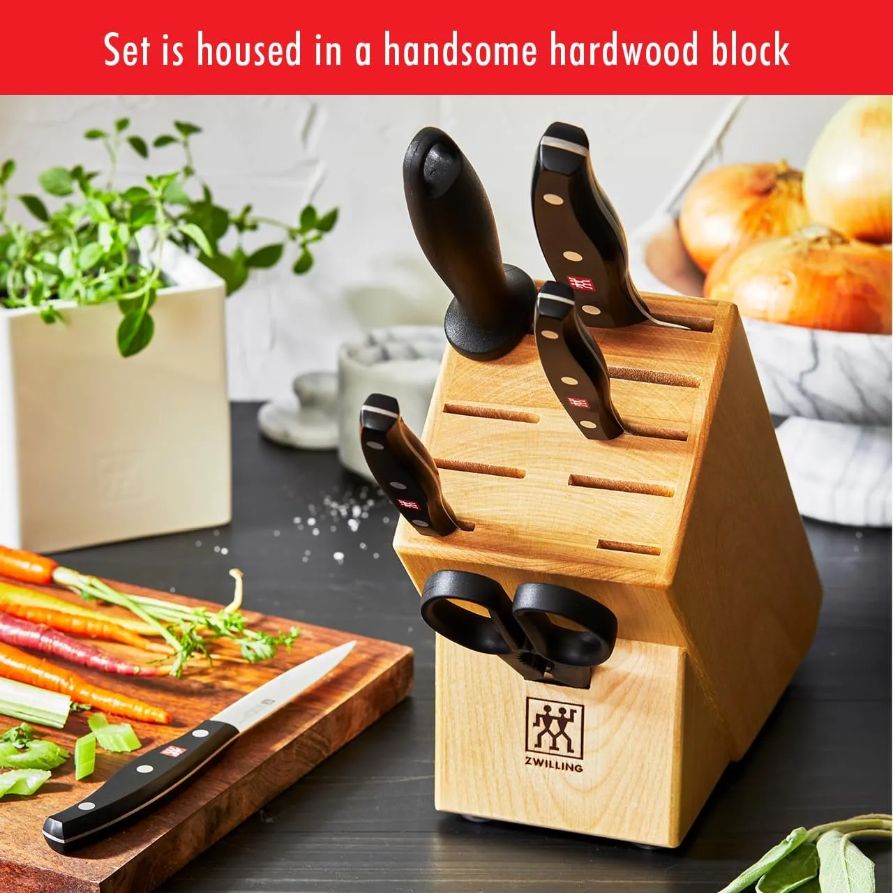 ZWILLING Twin Signature 7-Piece German Knife Set with Block, Razor-Sharp, Made in Company-Owned German Factory with Special Formula Steel perfected for almost 300 Years, Dishwasher Safe